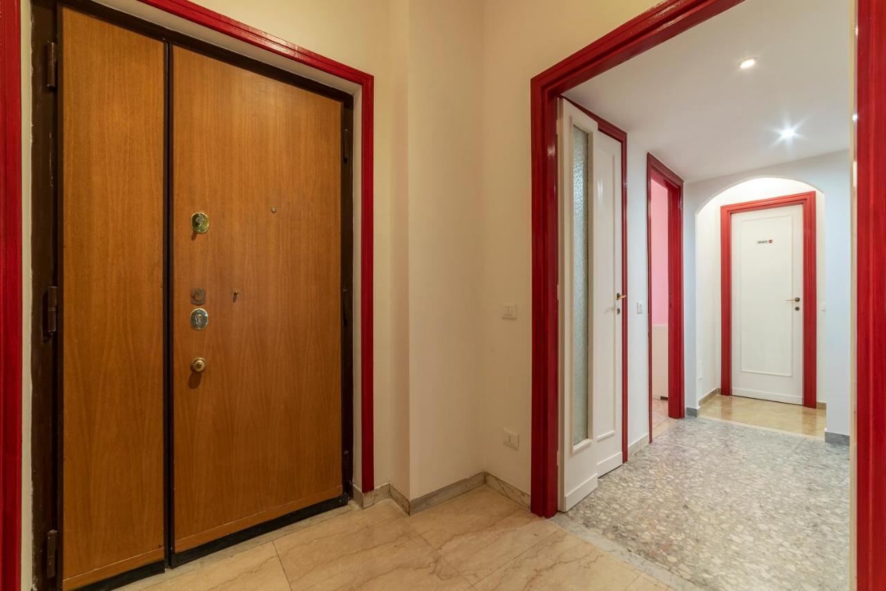 Apartment Mm Cipro With Balcony Rom